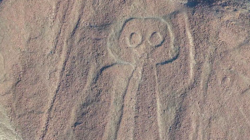 3 Nazca Lines Figure